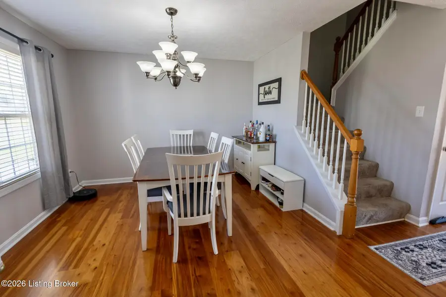 127 Longsdale Ct, Radcliff, KY 40160 - #2