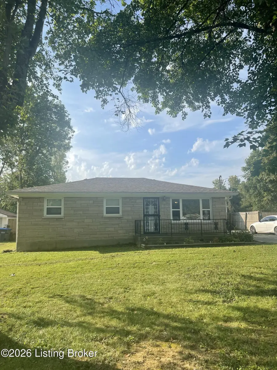 5004 Kendall Rd, Louisville, KY 40272 - #2