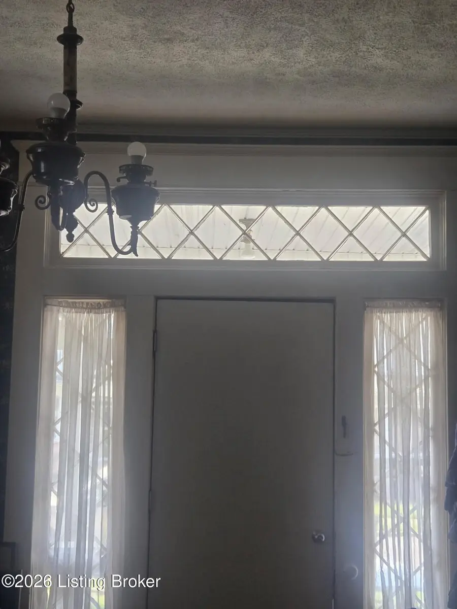 927 Bland Ave, Shelbyville, KY 40065 - #2