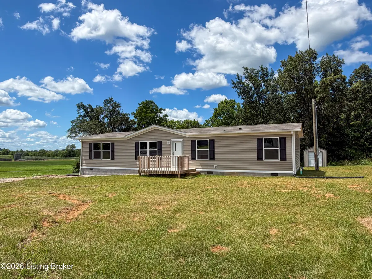 104 N Center St, Irvington, KY 40146 - #1
