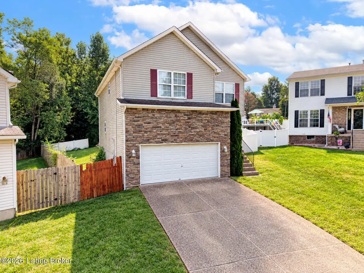 6514 Bridleview Cir, Louisville, KY 40228 - #1