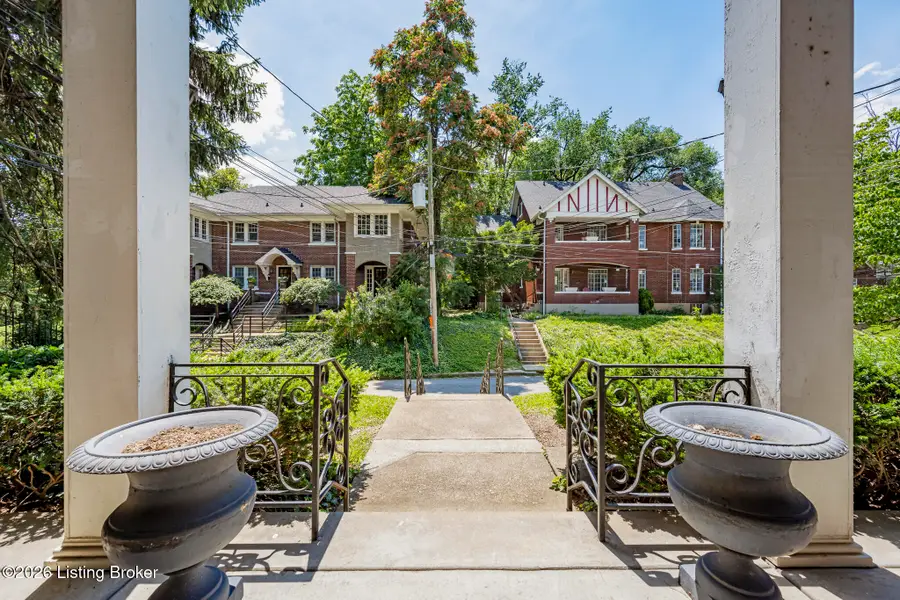 1429 Everett Ave #APT 2, Louisville, KY 40204 - #2