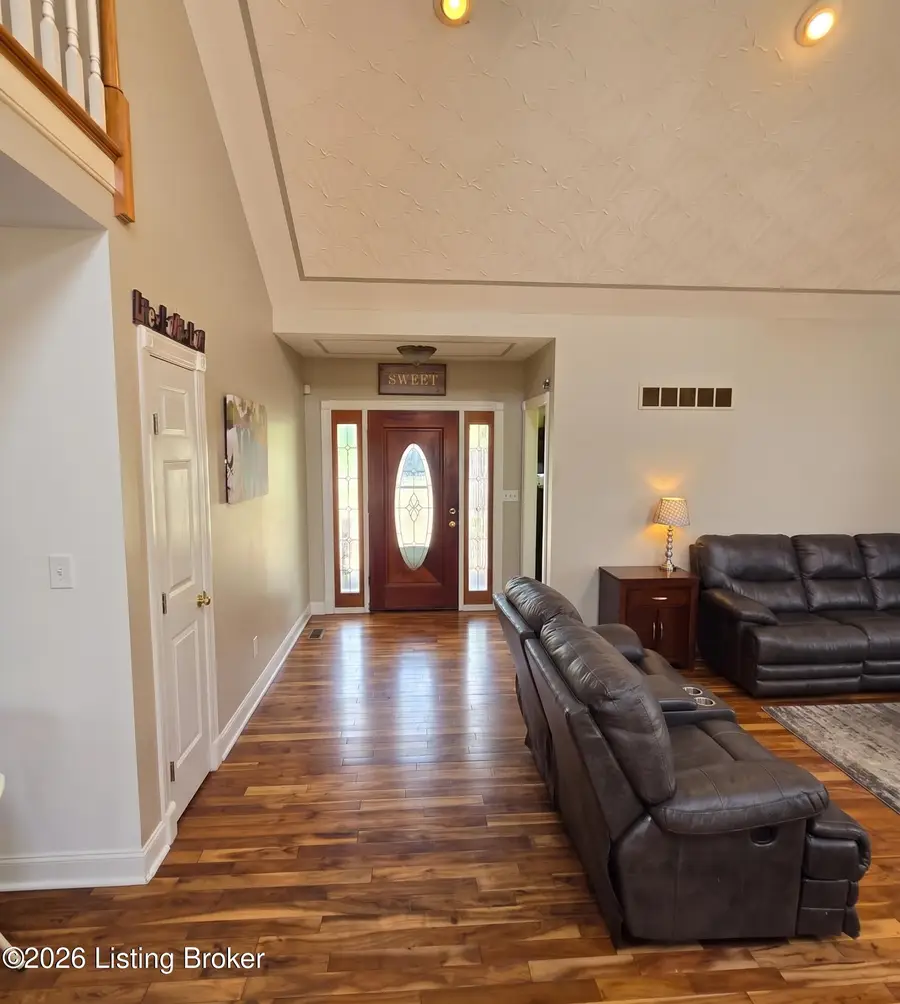 4013 Stonelanding Ct, Louisville, KY 40272 - #2