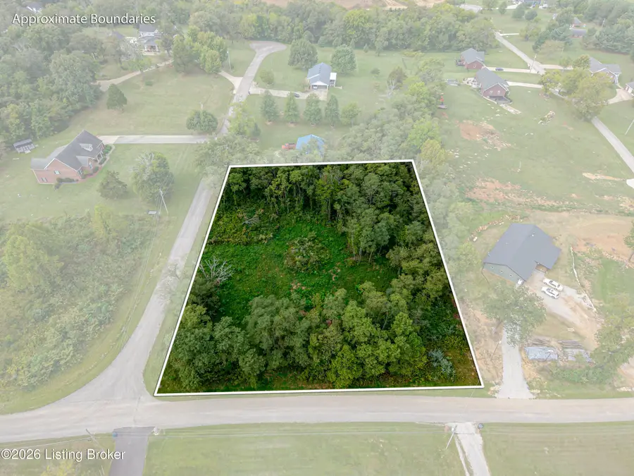 28 Freesia Ct, Brandenburg, KY 40108 - #3