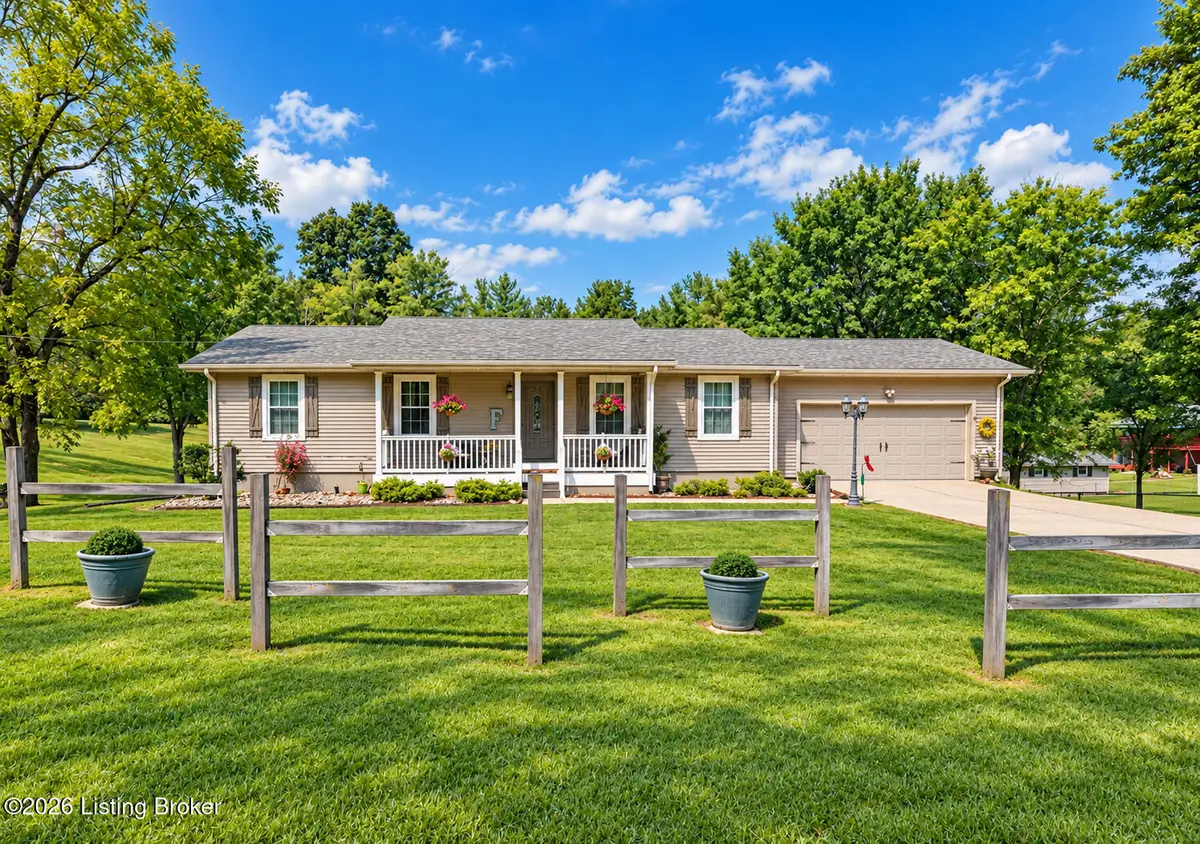 900 Hickory Dr, Vine Grove, KY 40175 - #1