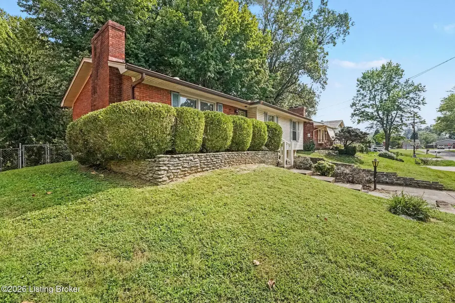 10217 Eve Adam Dr, Louisville, KY 40272 - #3