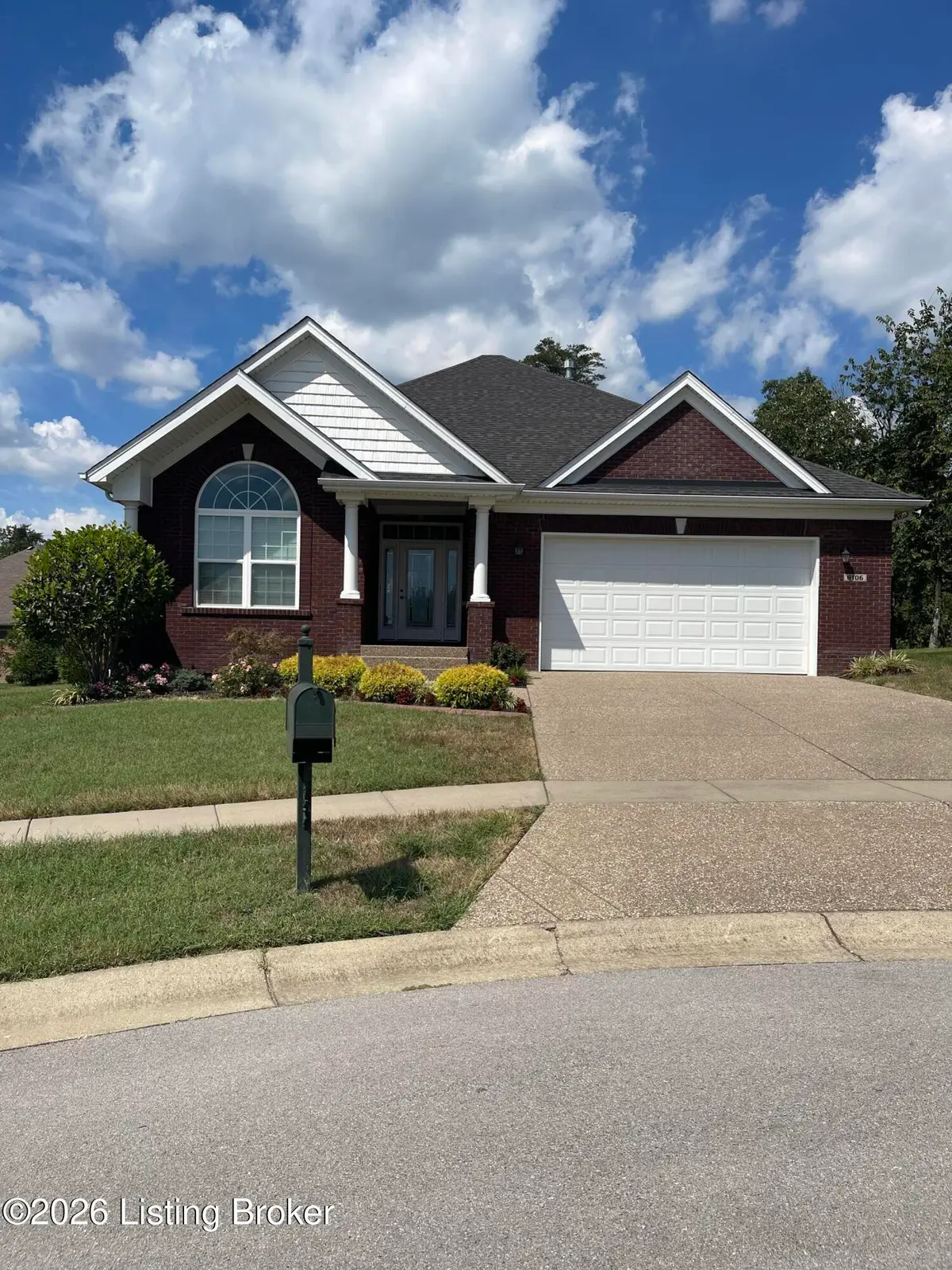 8106 Cedar Garden Cir, Louisville, KY 40291 - #1