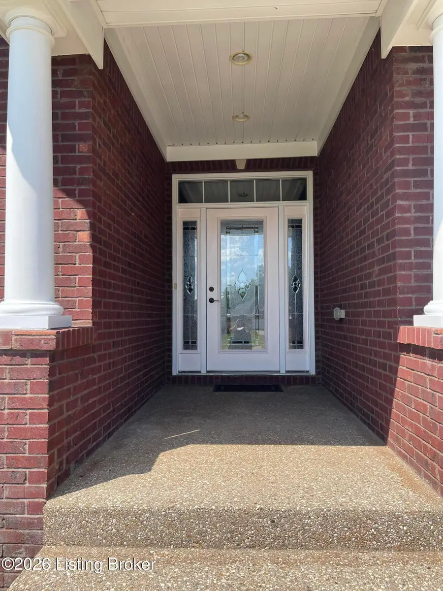 8106 Cedar Garden Cir, Louisville, KY 40291 - #3