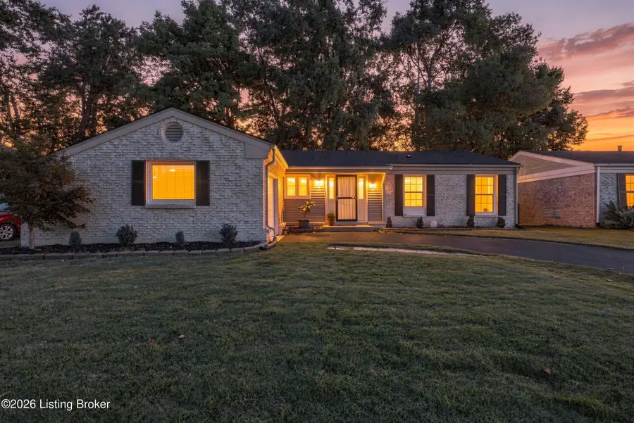 3804 Glenwillow Way, Jeffersontown, KY 40299 - #2