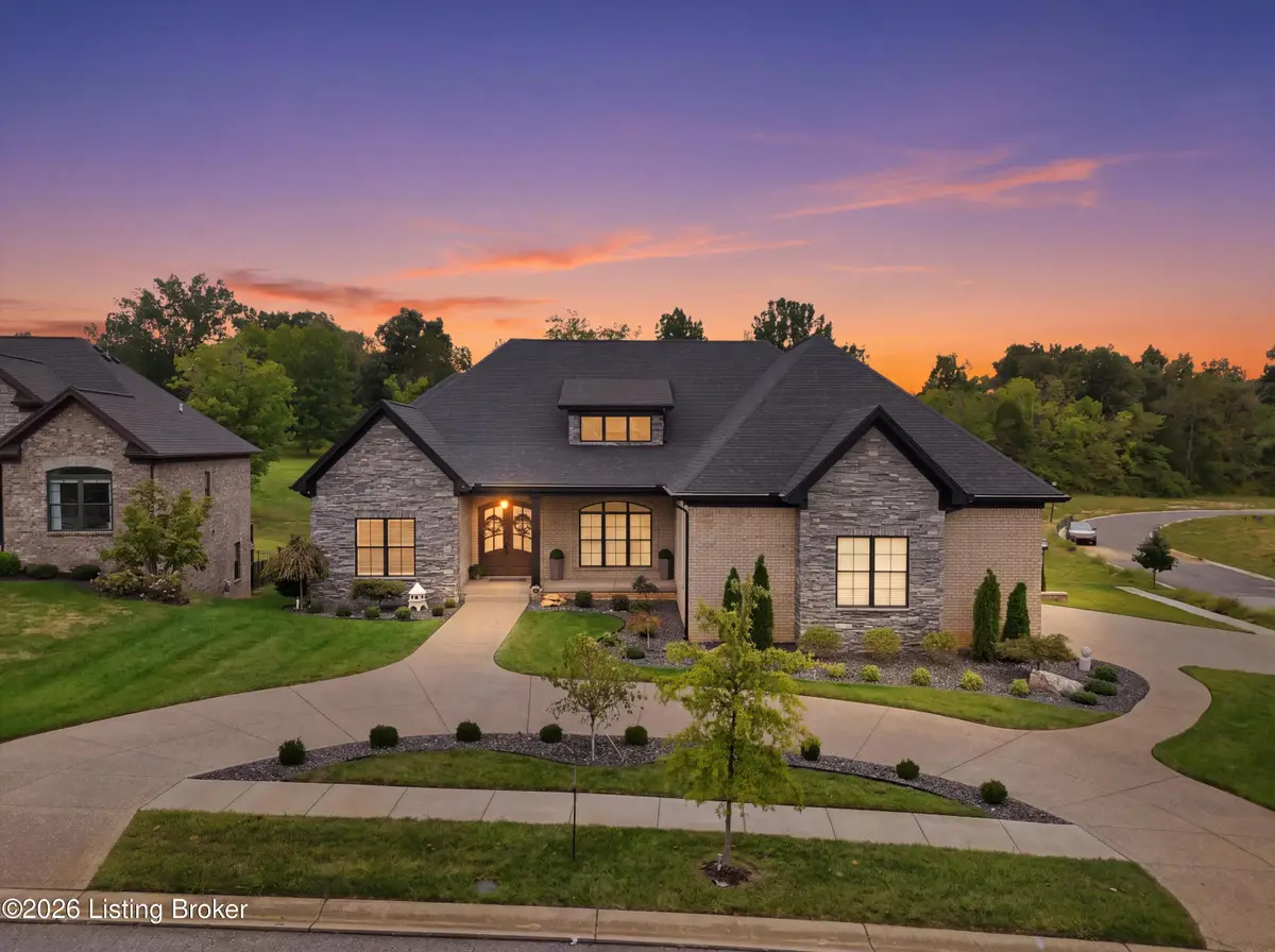 13100 Dove Point Pl, Louisville, KY 40299 - #1