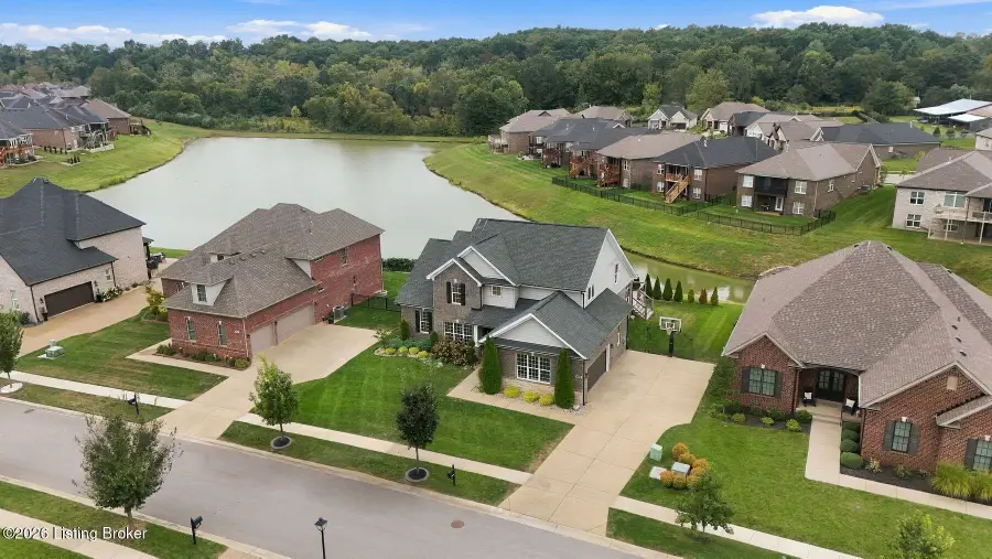 2008 Scenic Lakes Dr, Louisville, KY 40245 - #2