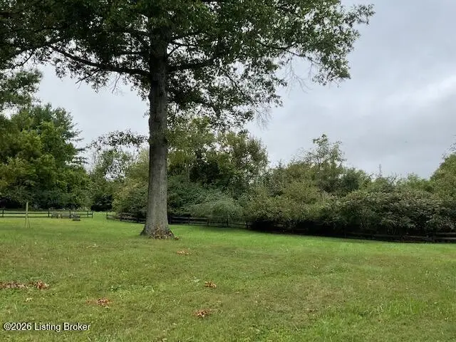 2100 Walnut Rd, La Grange, KY 40031 - #3