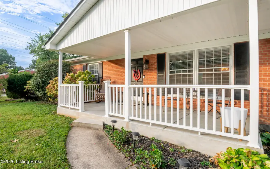 904 Girard Dr, Louisville, KY 40222 - #2