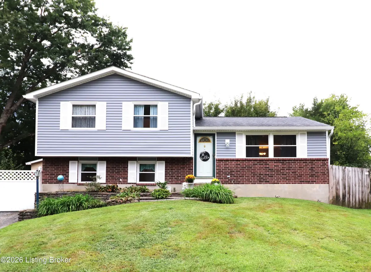 8605 Montrie Ct, Louisville, KY 40219 - #1