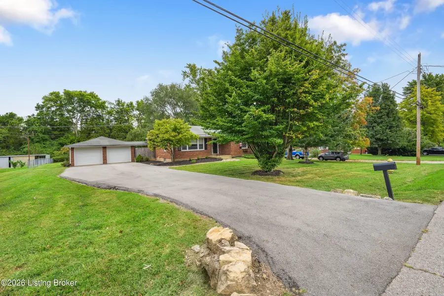 10113 Mary Dell Ln, Louisville, KY 40299 - #3