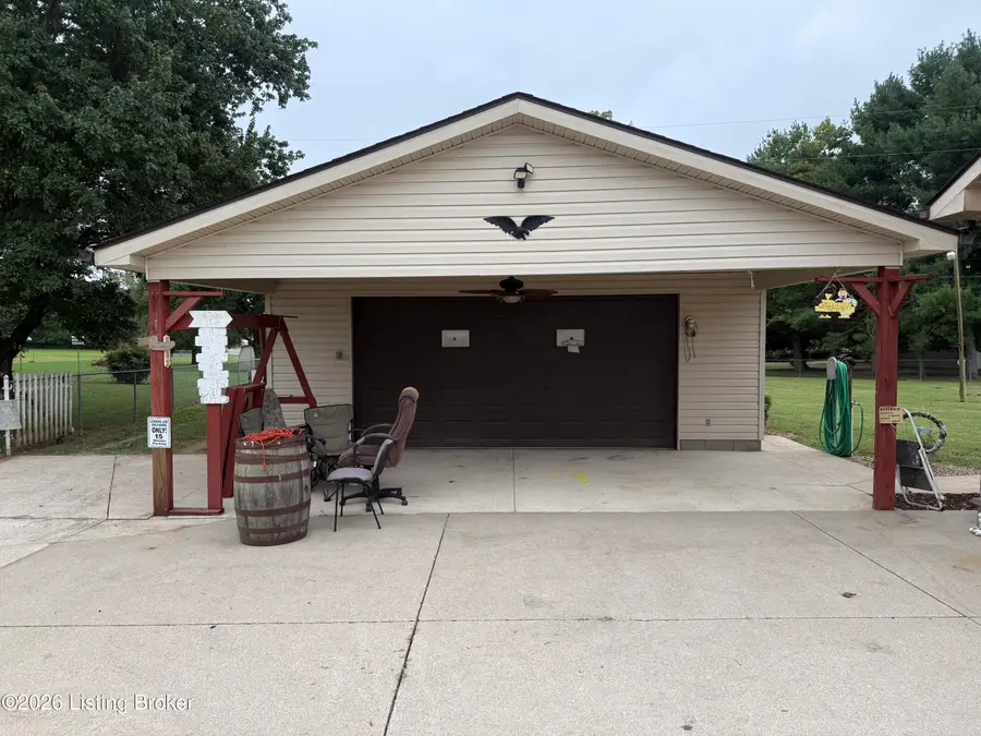 55 Saint Thomas Ln, Bardstown, KY 40004 - #3