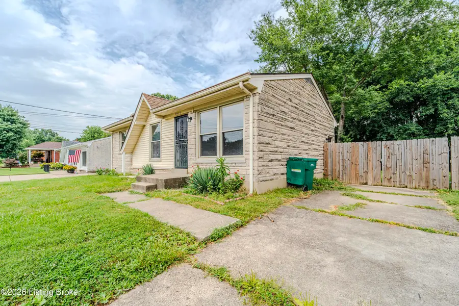 7413 Blue Wing Dr, Louisville, KY 40258 - #2