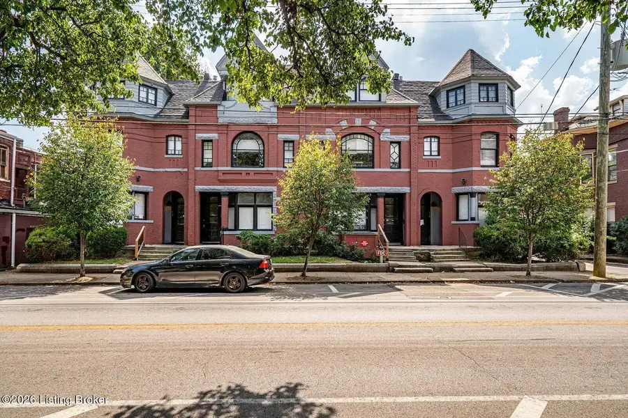 110 W Oak St, Louisville, KY 40203 - #2