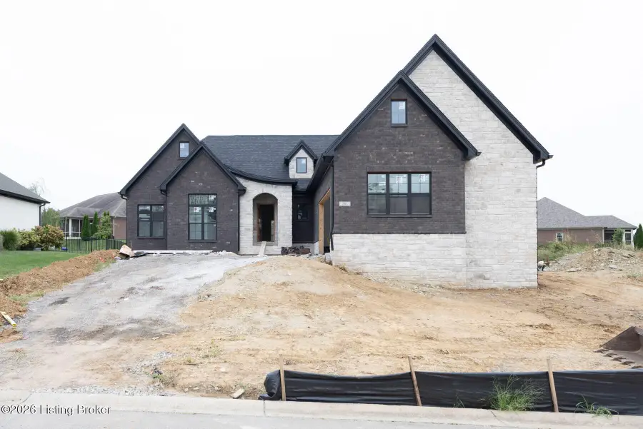 201 Cherokee Dr, Shelbyville, KY 40065 - #3