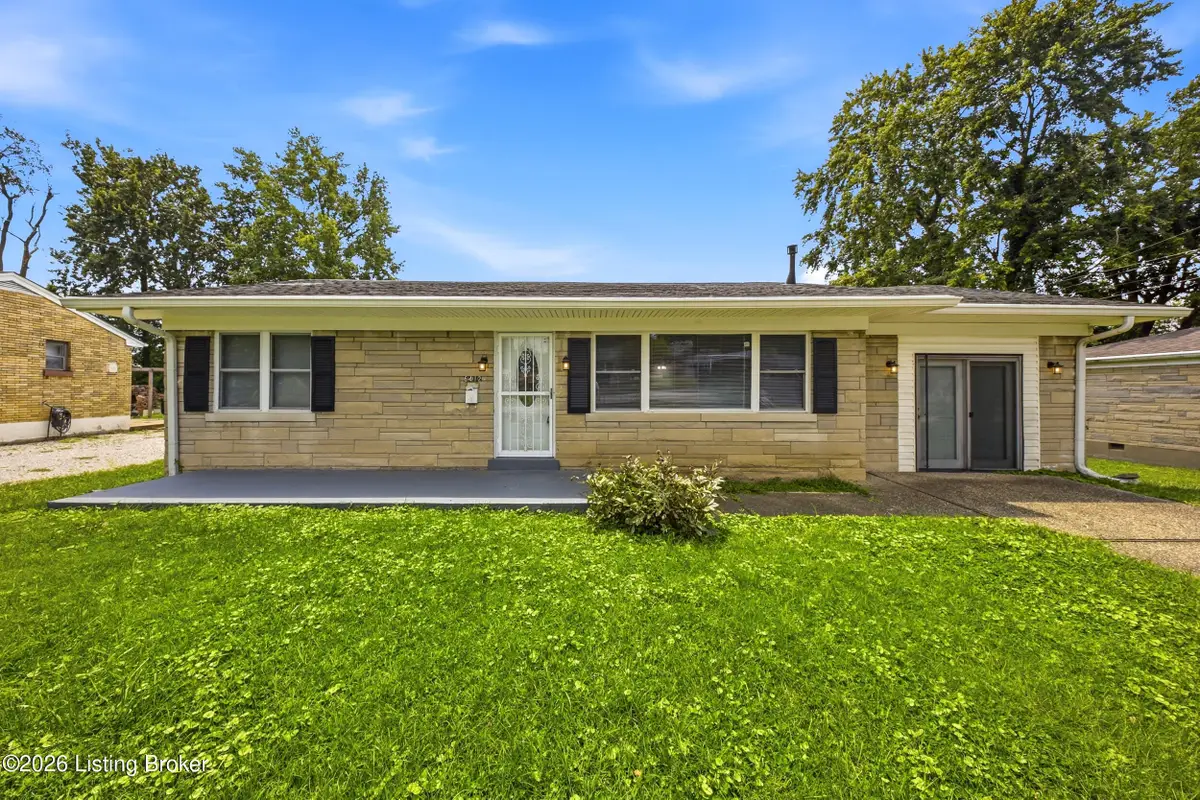 6412 South Dr, Louisville, KY 40272 - #1