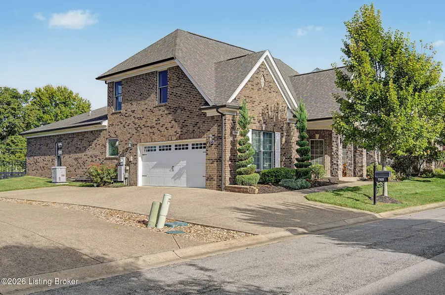 1925 Rivers Landing Dr, Prospect, KY 40059 - #2