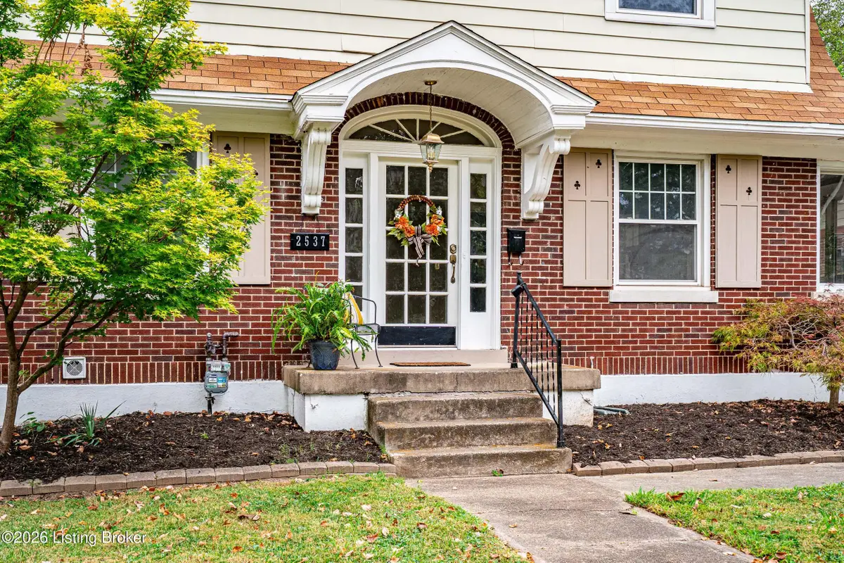 2537 Carolina Ave, Louisville, KY 40205 - #1
