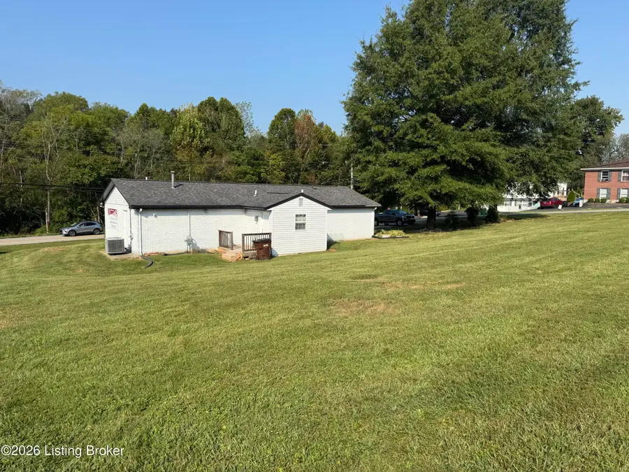 119 Topfield Rd, Louisville, KY 40229 - #2