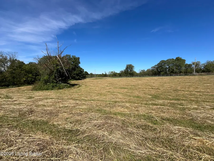 615 Timberline Dr, Taylorsville, KY 40071 - #2