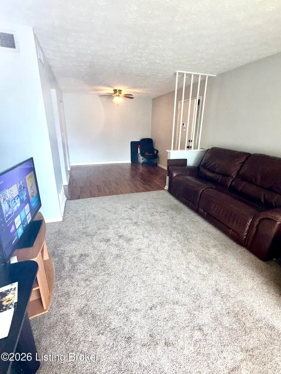 7074 Wildwood Cir #APT 164, Louisville, KY 40291 - #3