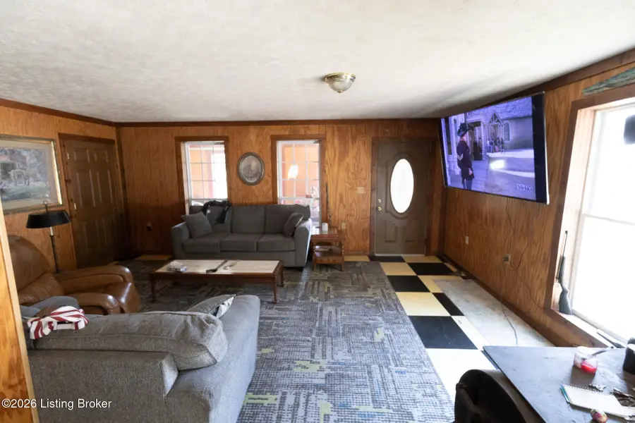 13400 N Blakely Ln, Louisville, KY 40272 - #2