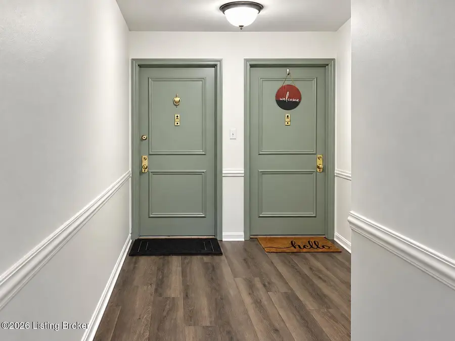 302 Highwood Dr, Louisville, KY 40206 - #2
