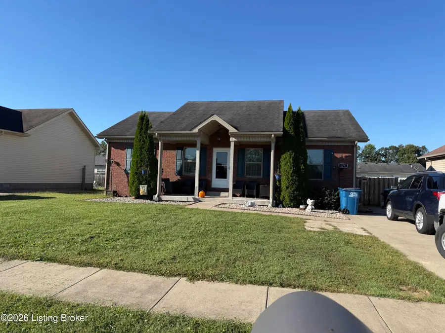 675 Tecumseh Dr, Shepherdsville, KY 40165 - #2