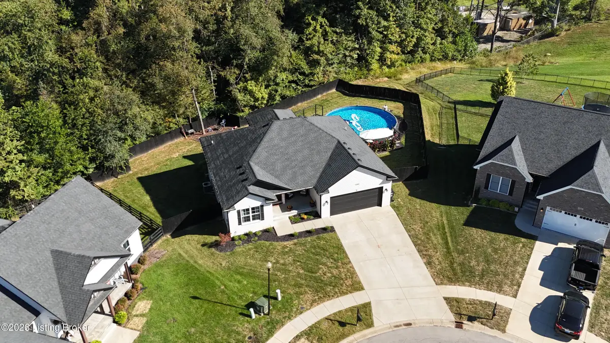 130 Burlington Ct, Mount Washington, KY 40047 - #1