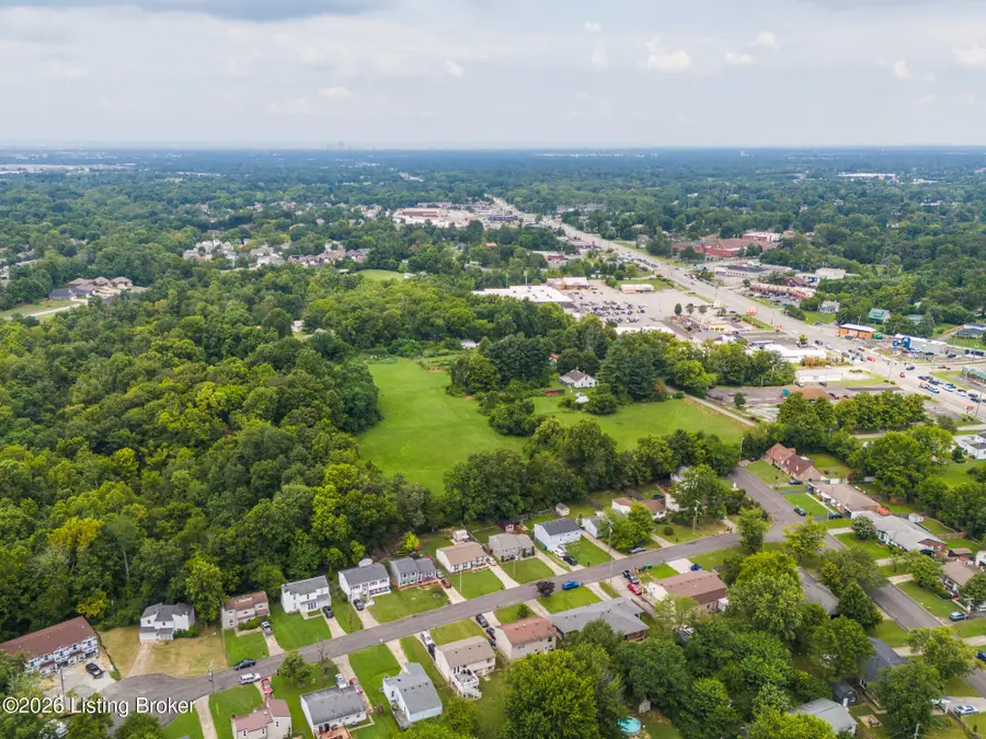 1 Settlers Trace Rd, Louisville, KY 40291 - #3