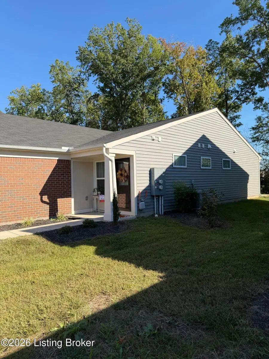 195 Harvest Moon Ct #211B, Shepherdsville, KY 40165 - #3
