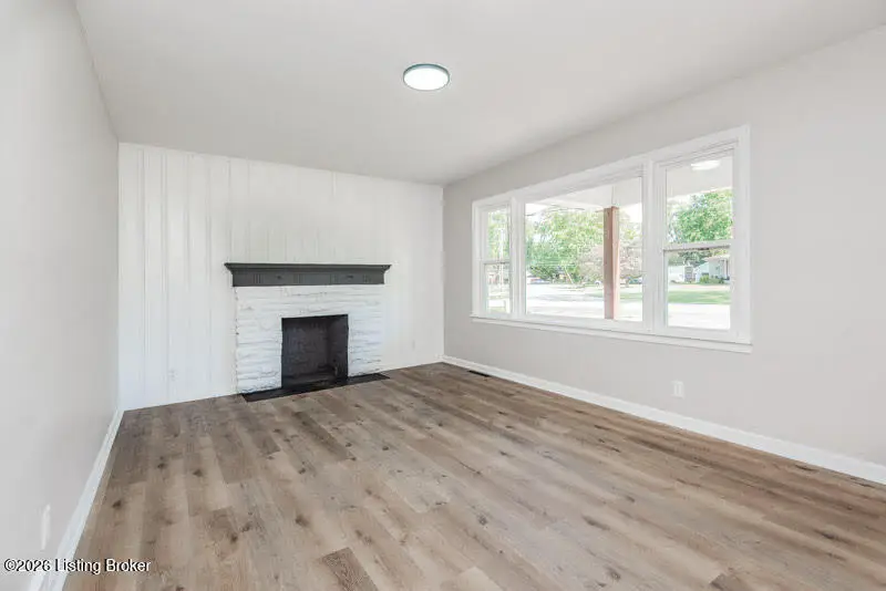 10202 Moonlight Way, Louisville, KY 40272 - #2