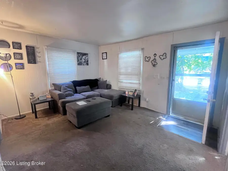 4004 Churchman Ave, Louisville, KY 40215 - #3