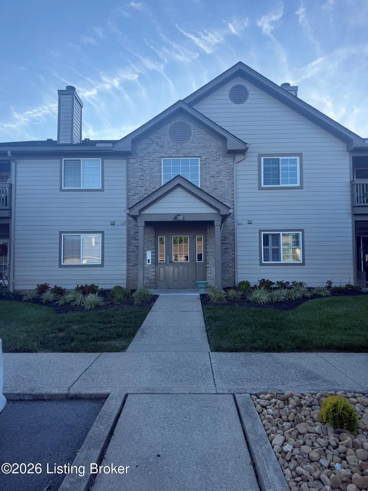 1202 Pickings Pl #202, Louisville, KY 40243 - #1
