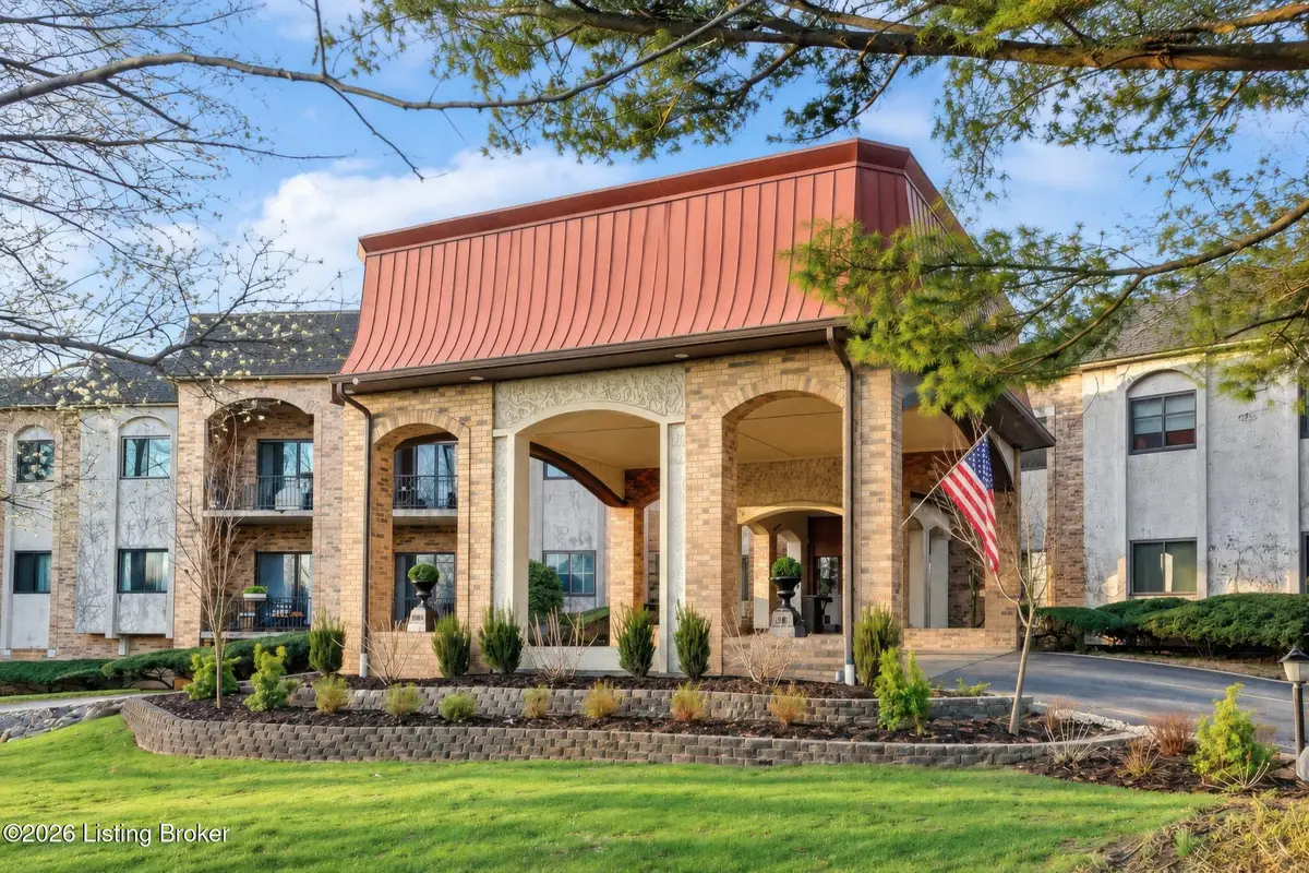 5800 Coach Gate Wynde #APT 291, Louisville, KY 40207 - #1