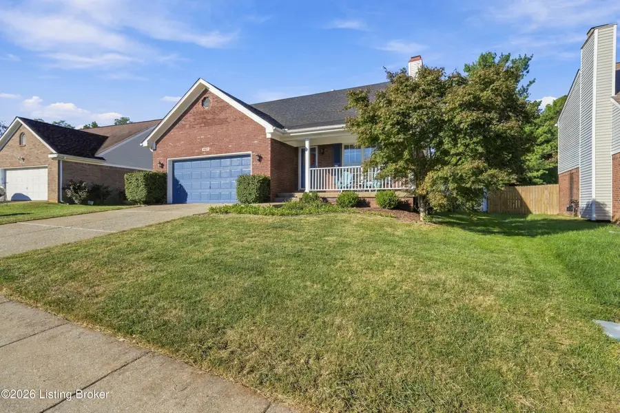 4805 Oak Pointe Dr, Louisville, KY 40245 - #2