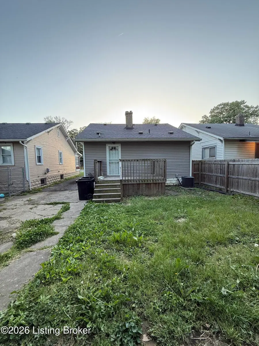 819 S 42nd St, Louisville, KY 40211 - #2