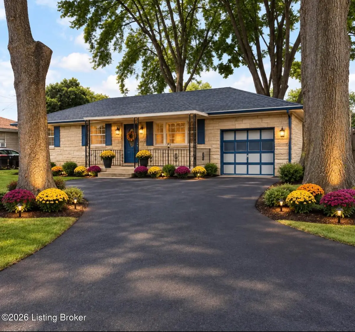 4418 Yolanda Dr, Louisville, KY 40216 - #1