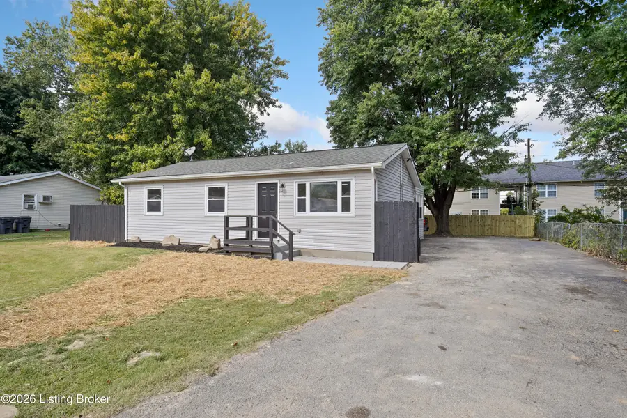 124 Melody Ln, Louisville, KY 40229 - #3
