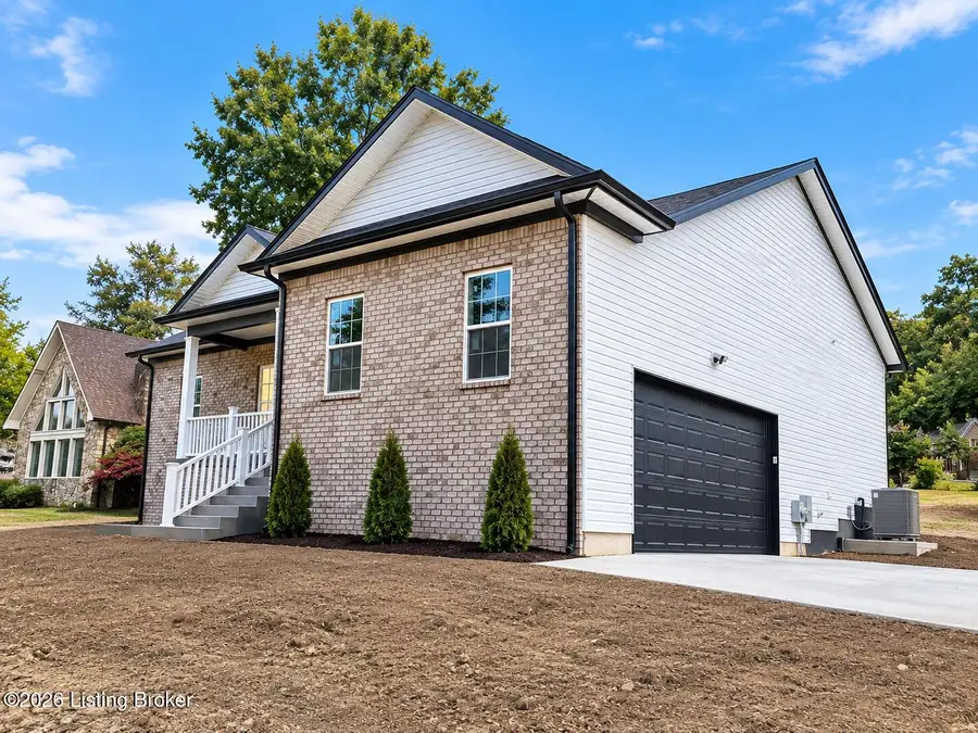 1206 Palatka Rd, Louisville, KY 40214 - #2