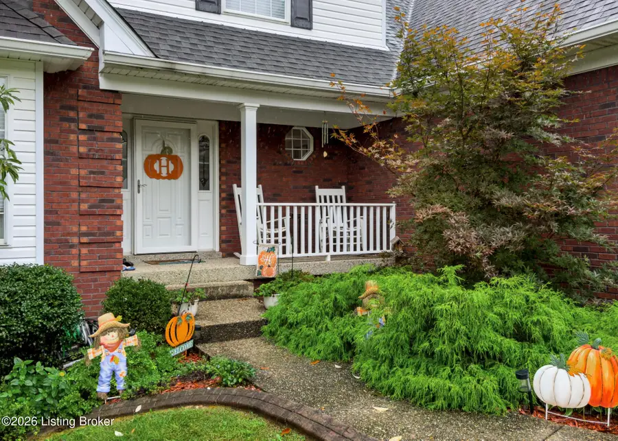 6204 Cottage Ridge Pl, Louisville, KY 40214 - #3