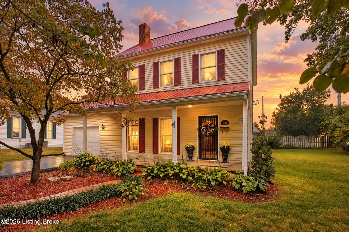 210 W Chestnut St, Leitchfield, KY 42754 - #1