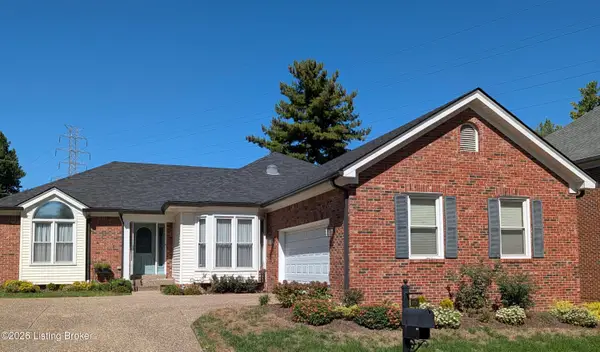 1028 Westgate Pl, Louisville, KY 40207