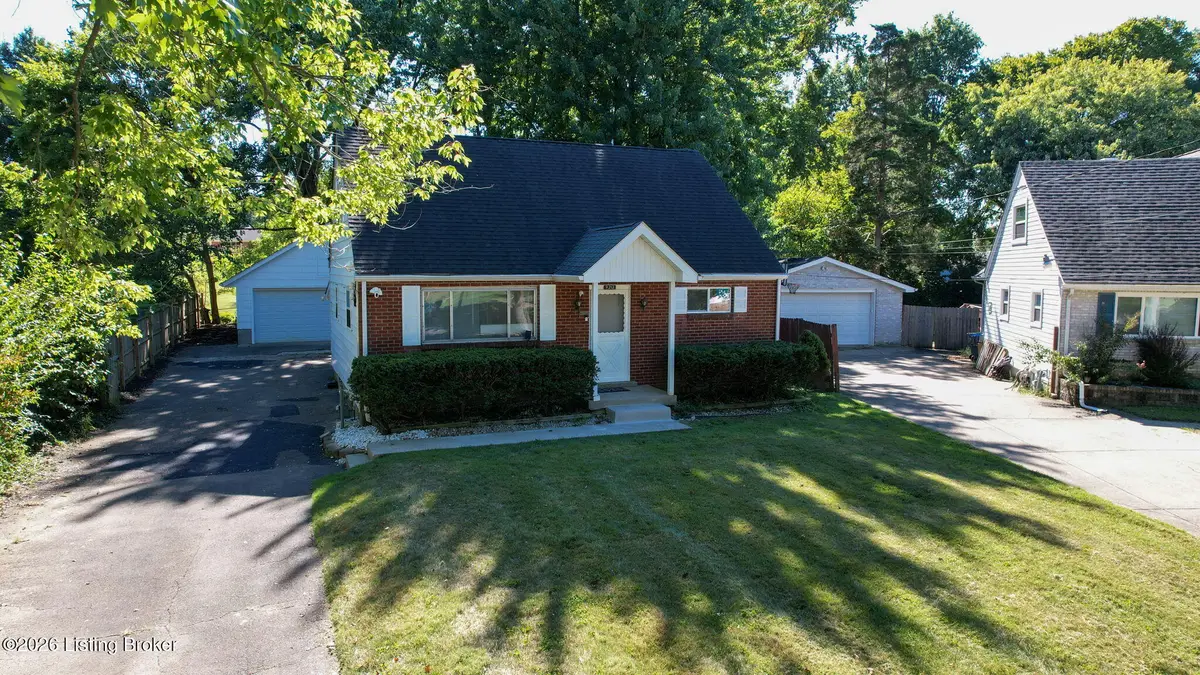 9212 Vevey Rd, Louisville, KY 40291 - #1