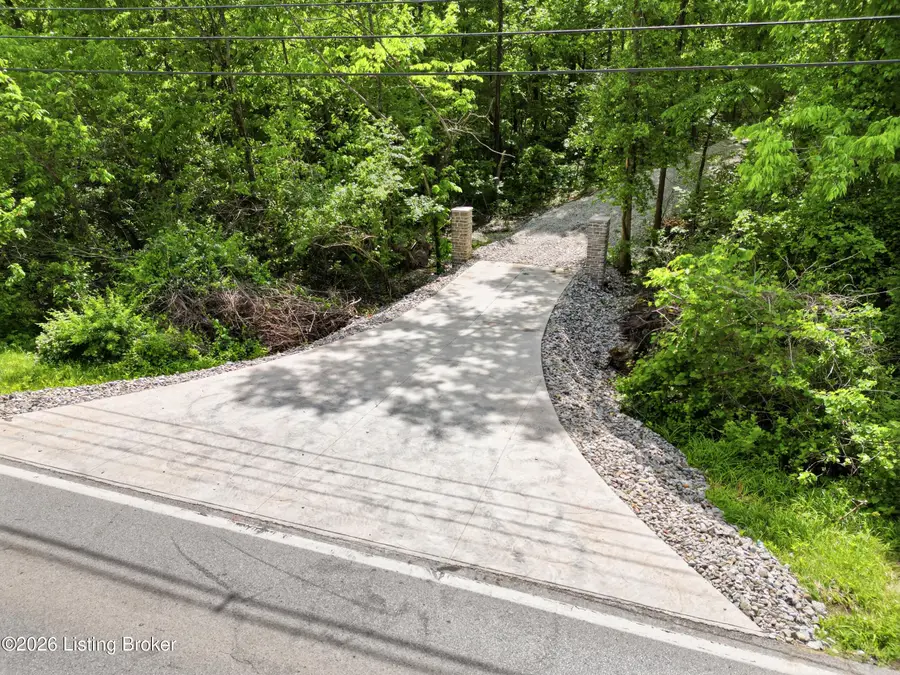 5900 Billtown Rd, Louisville, KY 40299 - #3