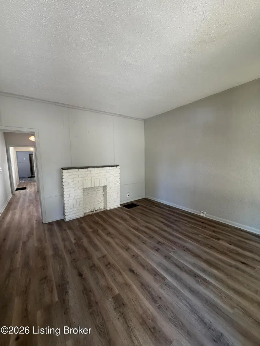 3224 Kirby Ave, Louisville, KY 40211 - #2